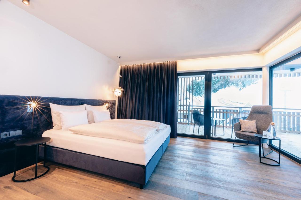 Zillergrundrock Luxury Mountain Resort Mayrhofen Eksteriør bilde