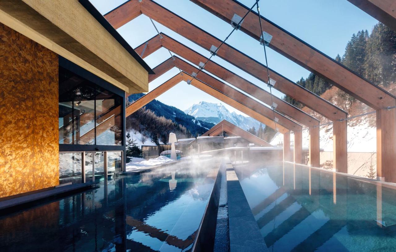 Zillergrundrock Luxury Mountain Resort Mayrhofen Eksteriør bilde