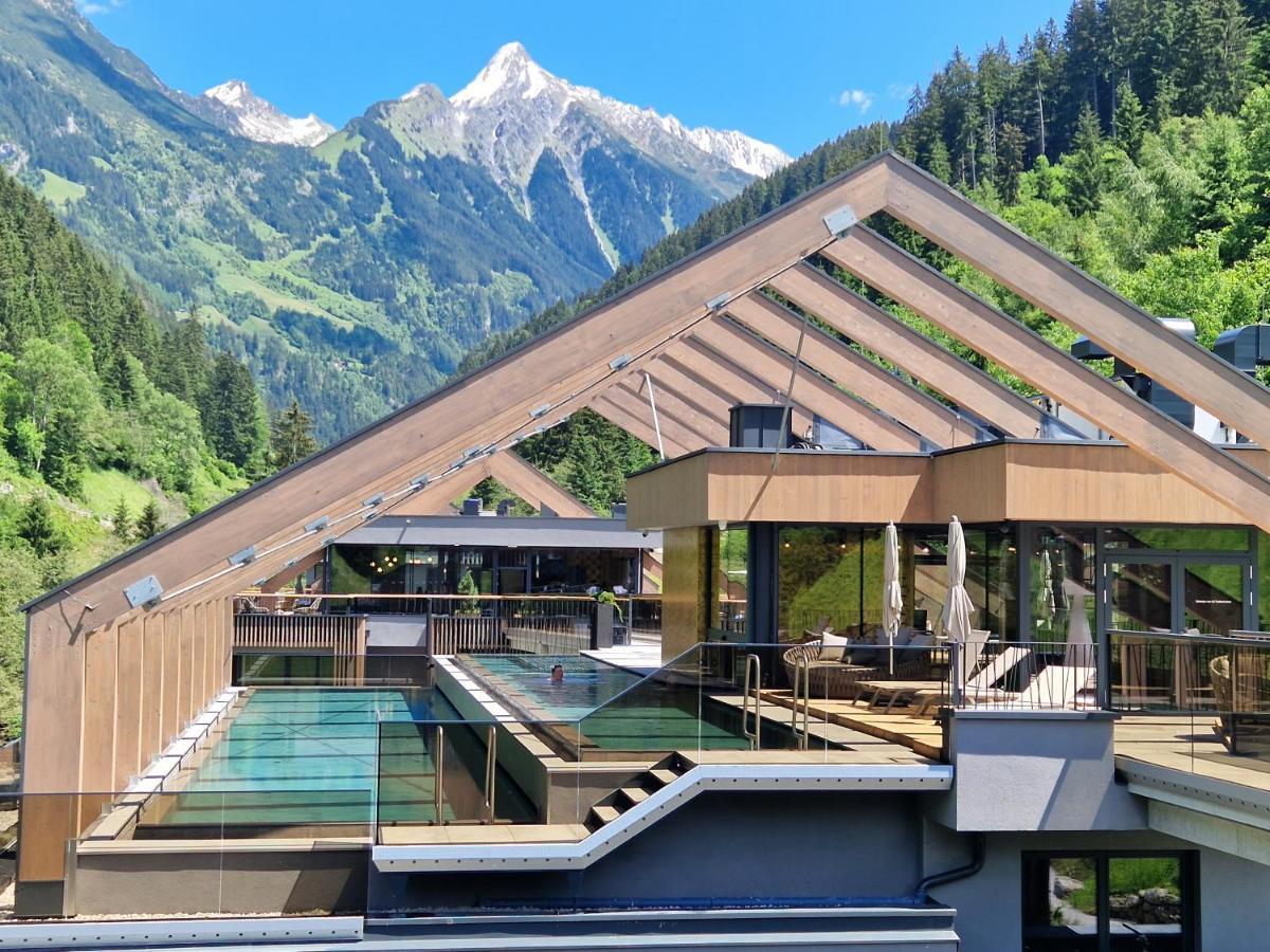 Zillergrundrock Luxury Mountain Resort Mayrhofen Eksteriør bilde