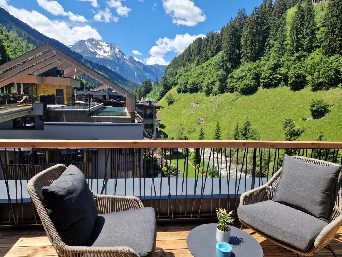 Zillergrundrock Luxury Mountain Resort Mayrhofen Eksteriør bilde