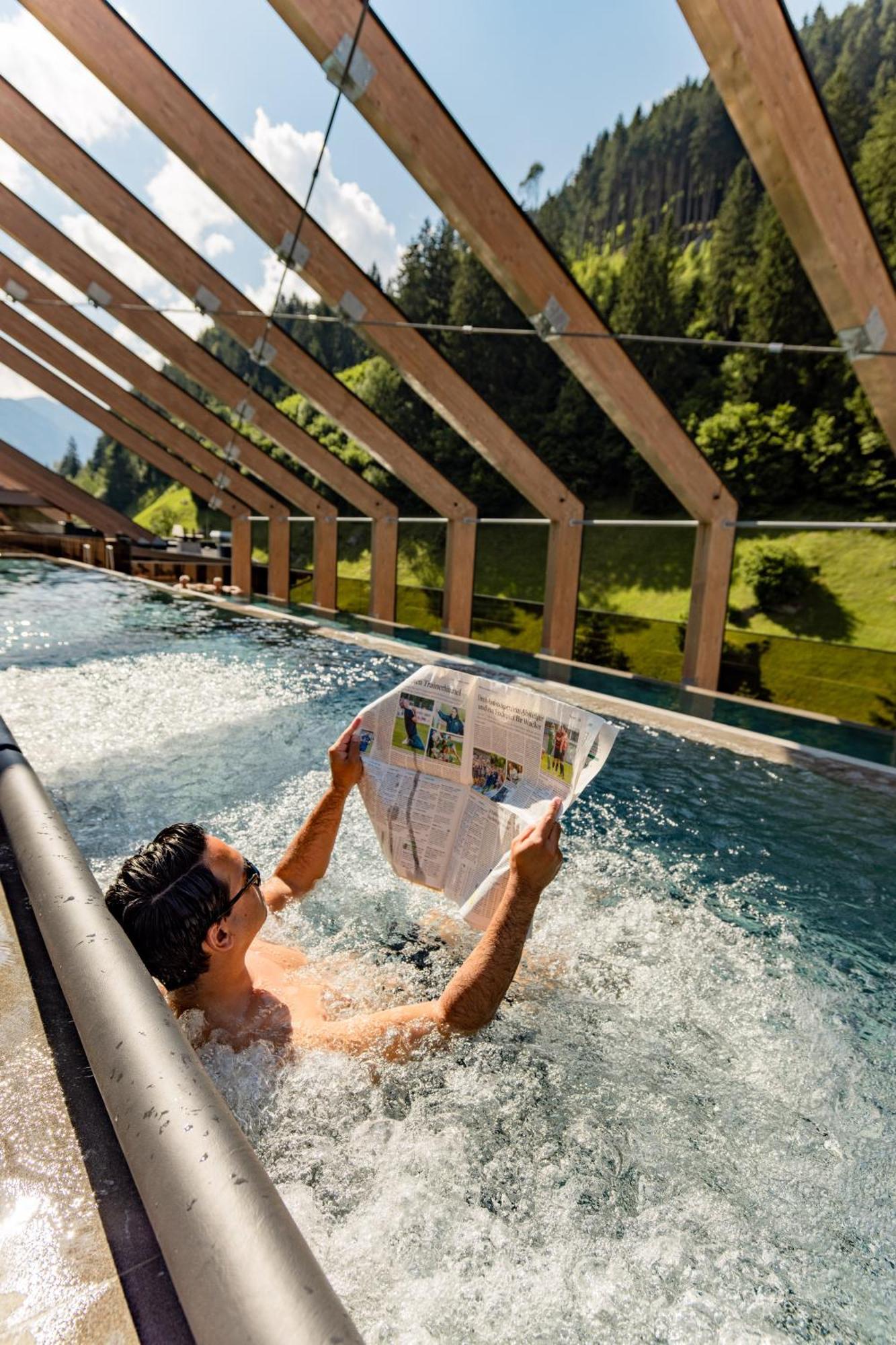 Zillergrundrock Luxury Mountain Resort Mayrhofen Eksteriør bilde