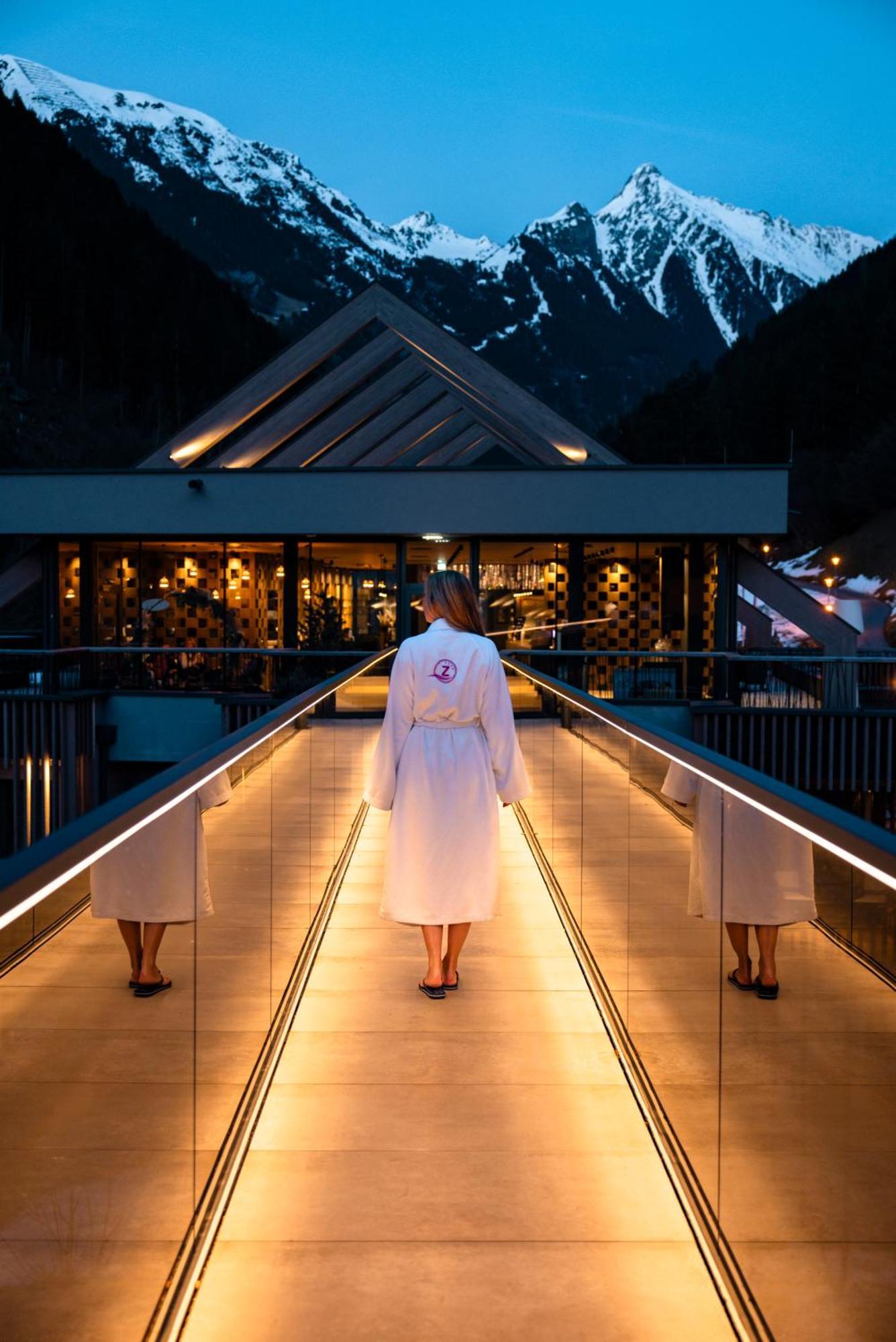 Zillergrundrock Luxury Mountain Resort Mayrhofen Eksteriør bilde